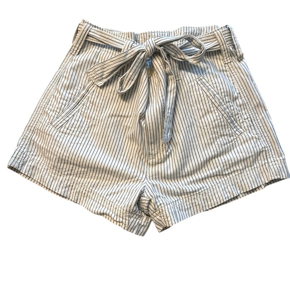 American Eagle Striped High-Waisted Women's Shorts - Picture 2 of 4